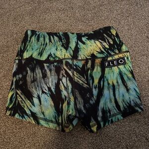 Fleo Black and Green Athletic Shorts for Performance